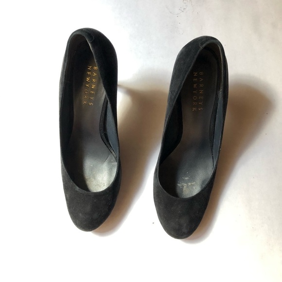 SALE Barney’s New York black suede round toe heels - Picture 2 of 5